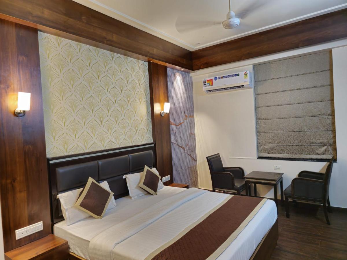 Hotel Prime Safari Jaipur Ngoại thất bức ảnh