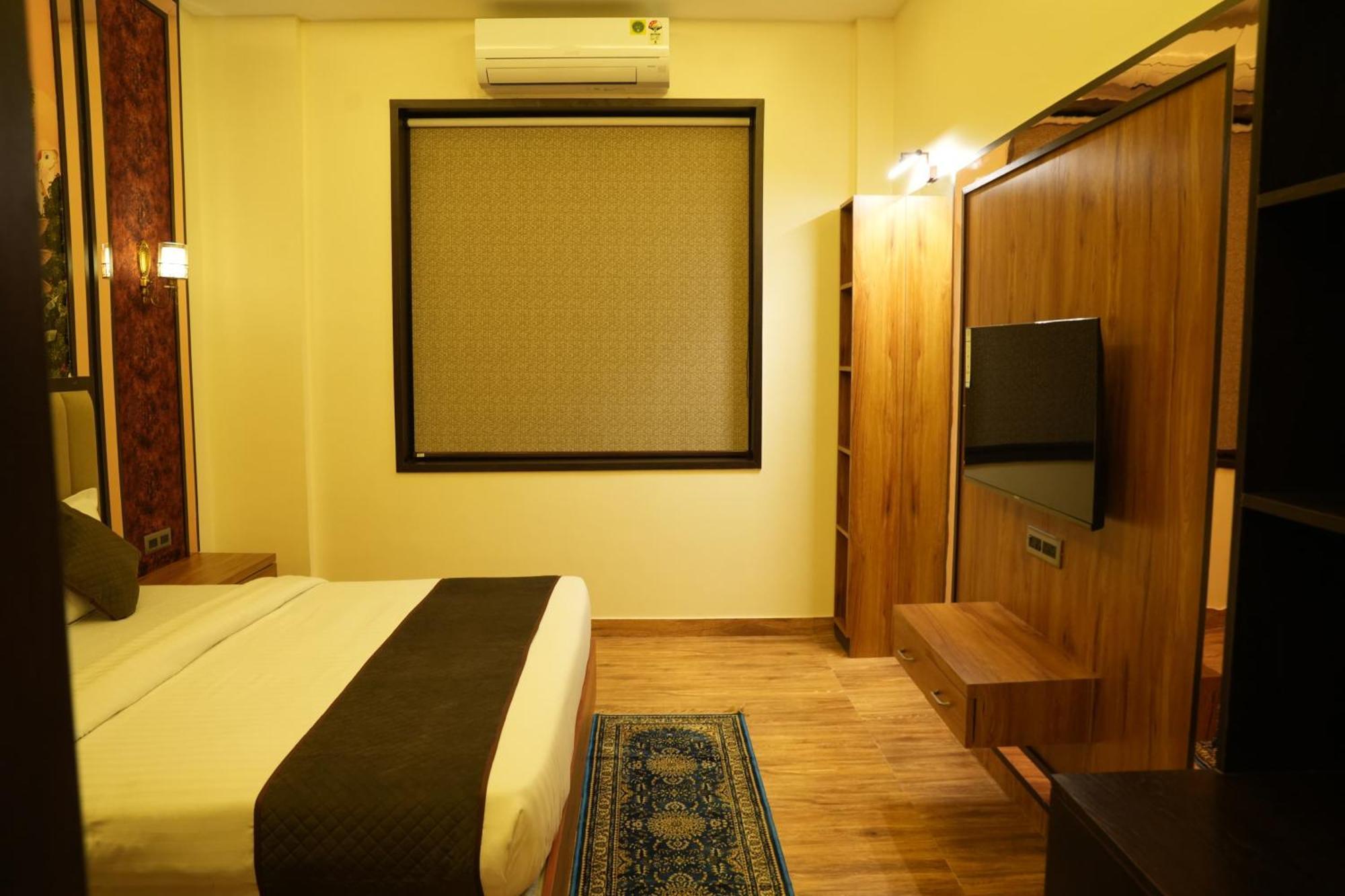 Hotel Prime Safari Jaipur Ngoại thất bức ảnh