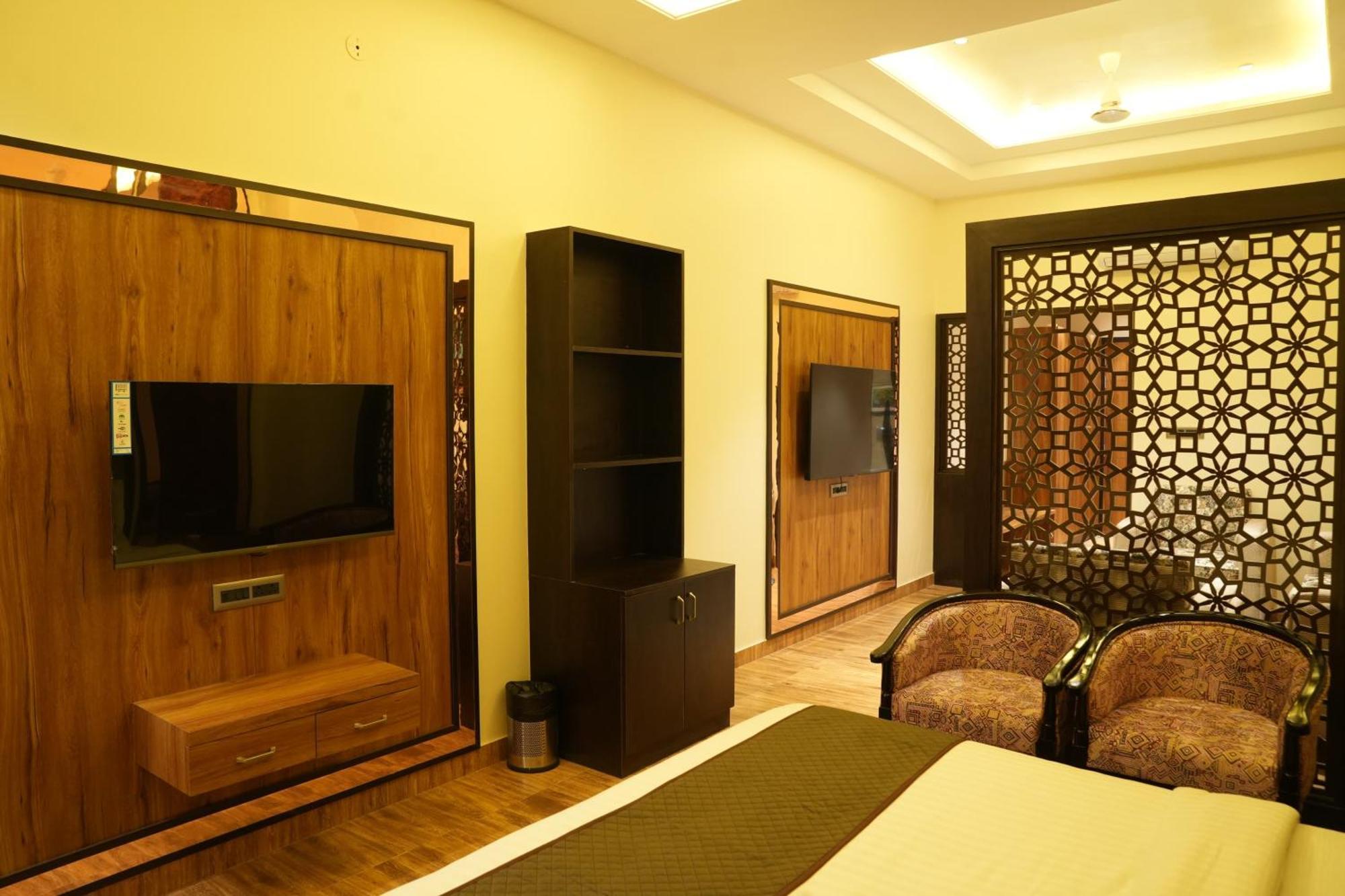 Hotel Prime Safari Jaipur Ngoại thất bức ảnh