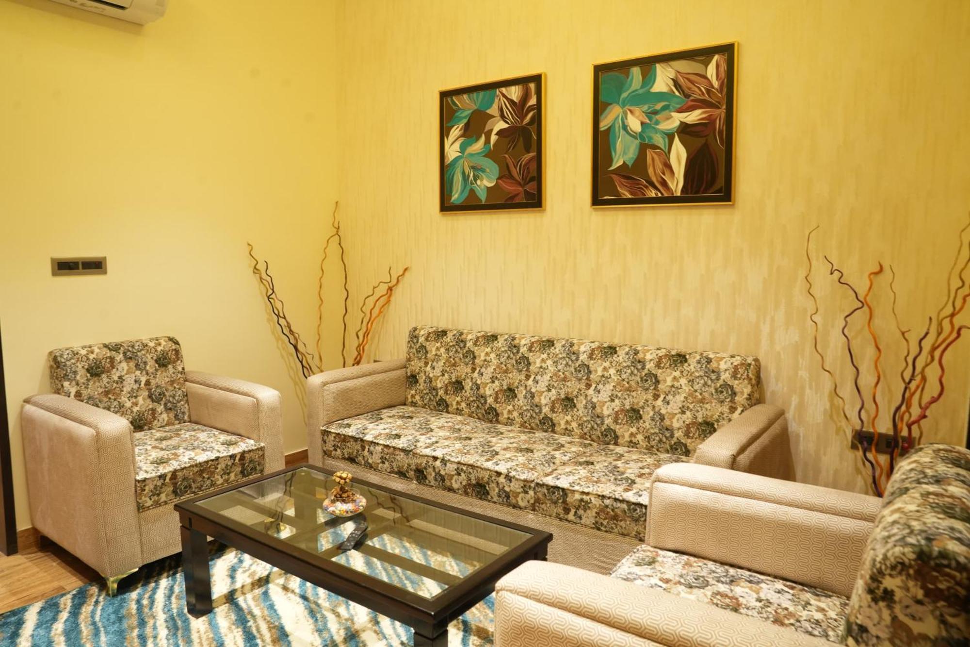 Hotel Prime Safari Jaipur Ngoại thất bức ảnh